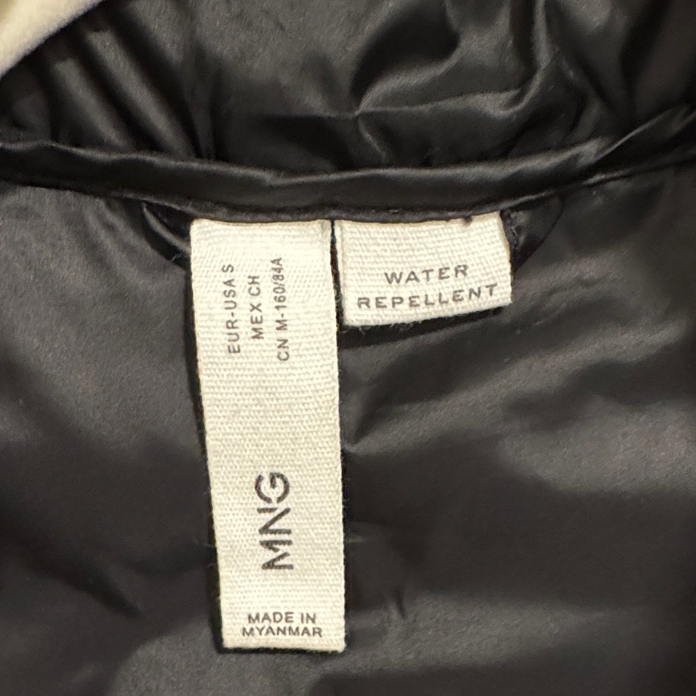 Mango Puffer Black Jacket with Hood size S - Picture 2 of 10